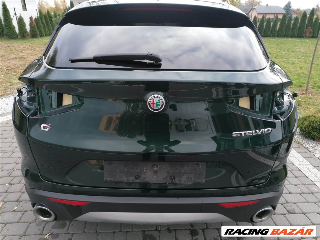 Alfa Romeo Stelvio bontott alkatrészei 2. kép