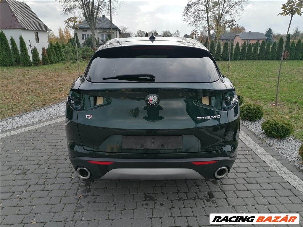 Alfa Romeo Stelvio bontott alkatrészei 4. kép