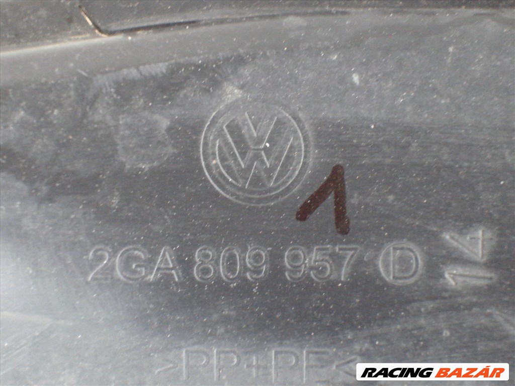 VW T-Roc Bal első kerékjárati műanyag dobbetét 2GA807957 2017-től 5. kép