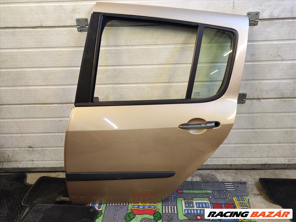 Renault Modus bal hátsó ajtó D12 üresen, enyhén sérült rozsdamentes 1. kép