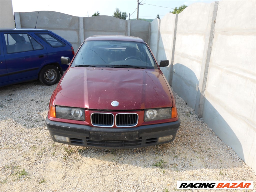 BMW 3 (E36) 318 i hátsó szélvédő 1. kép
