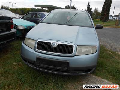 SKODA FABIA I COMBI (6Y5) 1.4 bal hátsó külső izzófoglalat