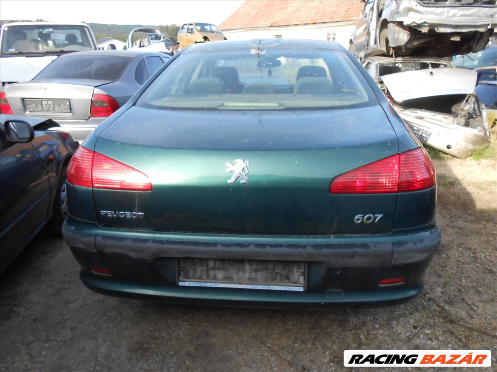 Peugeot 607 (9D_9U) 2.2 16V jobb hátsó kerékjárati dobbetét 3. kép