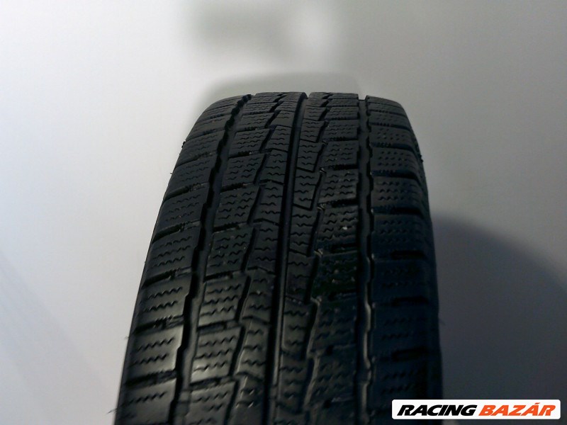 Hankook RW06 215/65 R16  1. kép