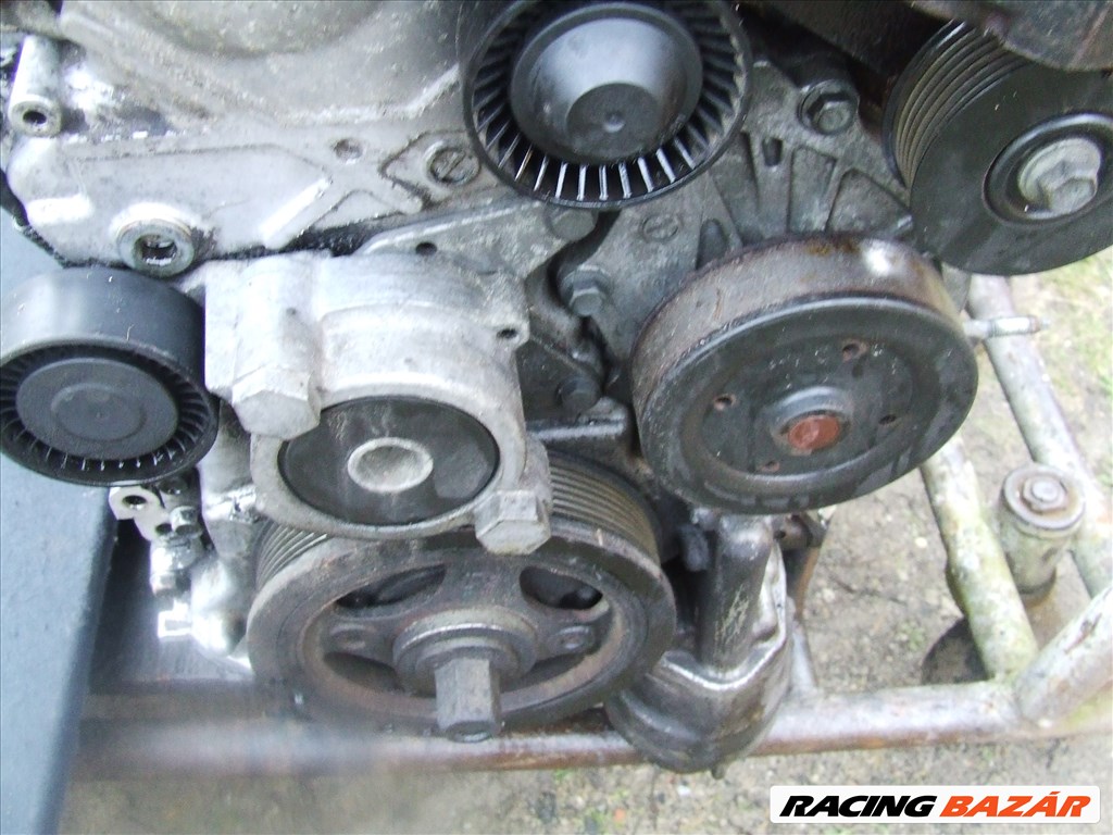 Toyota RAV4 (XA30) 2.2 D-CAT Rav4 es motor 2.2 d-cat 177Le rav 4 6. kép