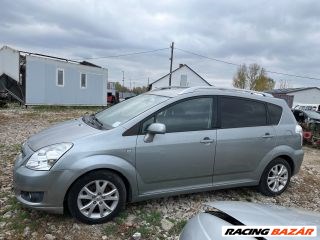 TOYOTA COROLLA Verso (ZER, ZZE, R1) Bal Féltengely 3. kép