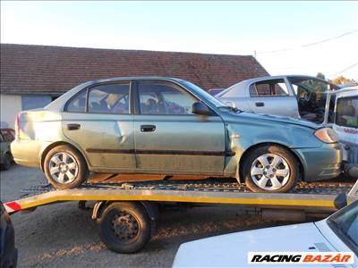 Hyundai ACCENT II lépcsőshátú (LC) 1.5 középdob