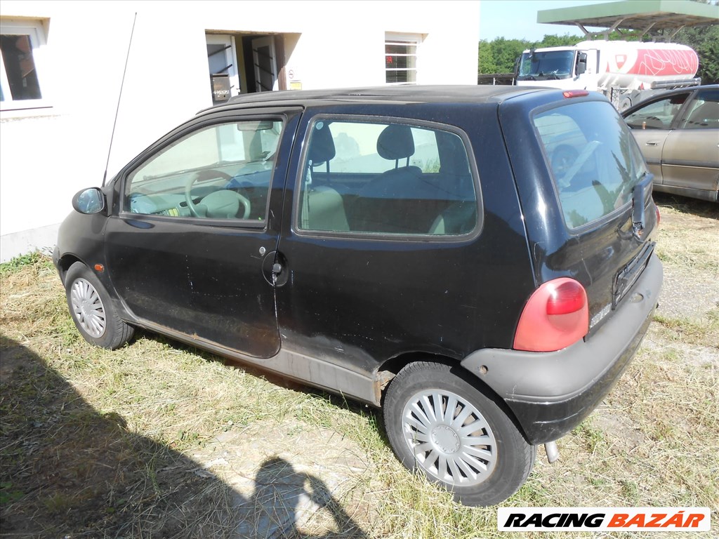 Renault TWINGO I (C06) 1.2 első lökhárító 4. kép