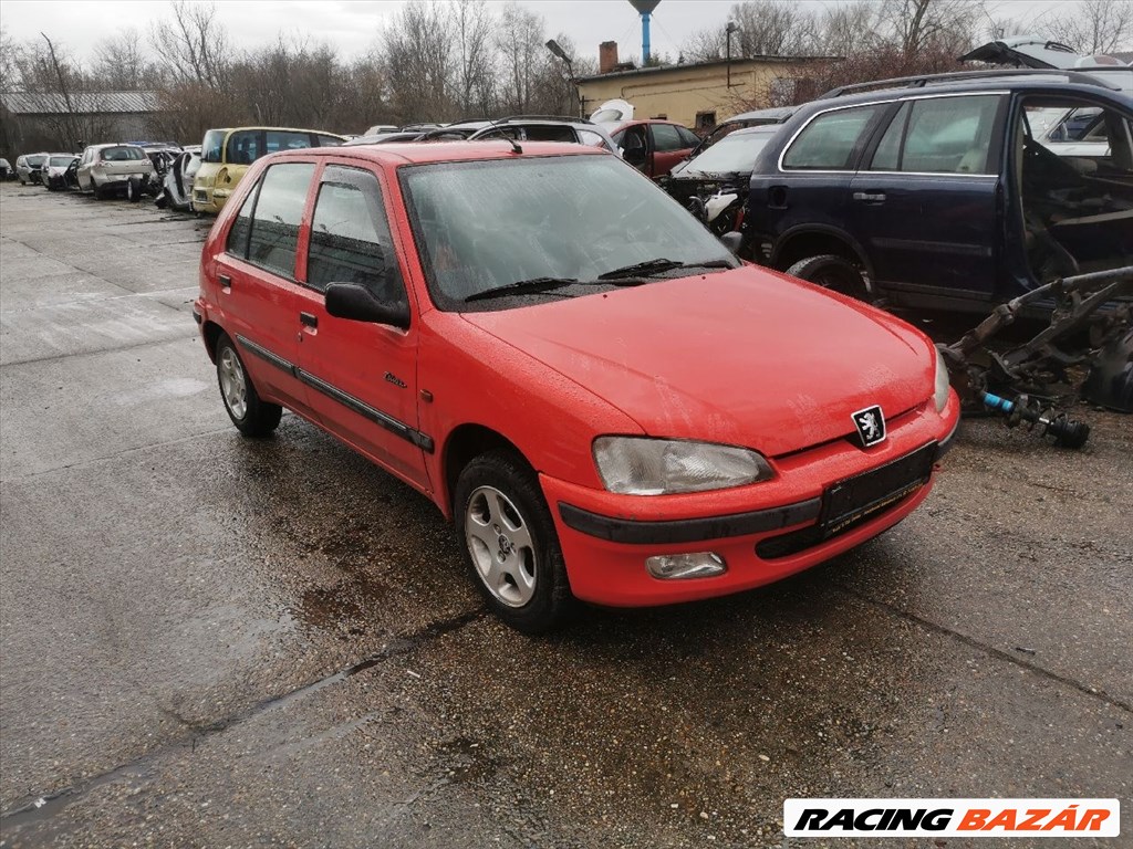 Peugeot 106 1.1 ELSŐ lökhárító  3. kép