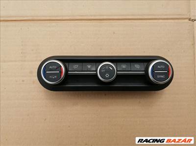Alfa Romeo Giulia klíma fűtés panel