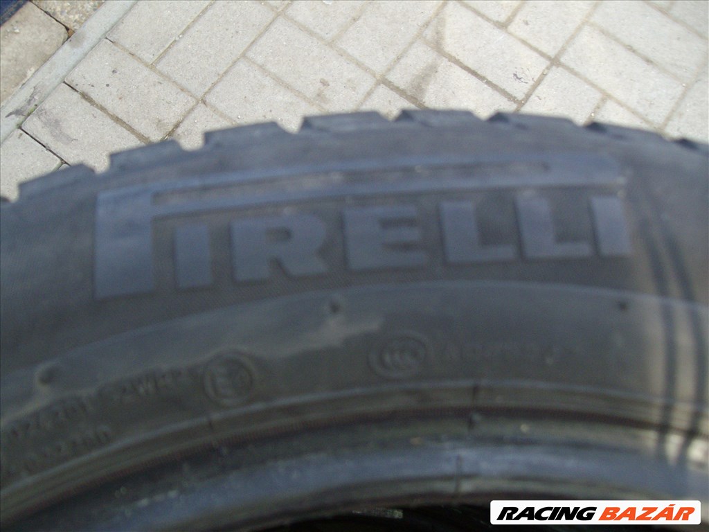  215/55 17"  Pirelli Sottozero 3 téli gumi garnitúra eladó 2. kép