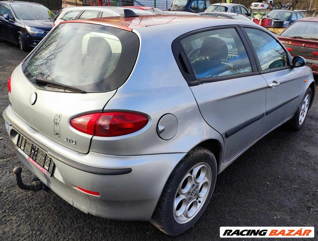 2004 Alfa Romeo 147 1.9 JTD, manuális -  balkormányos jármű ÉRKEZETT bontási céllal! 12. kép