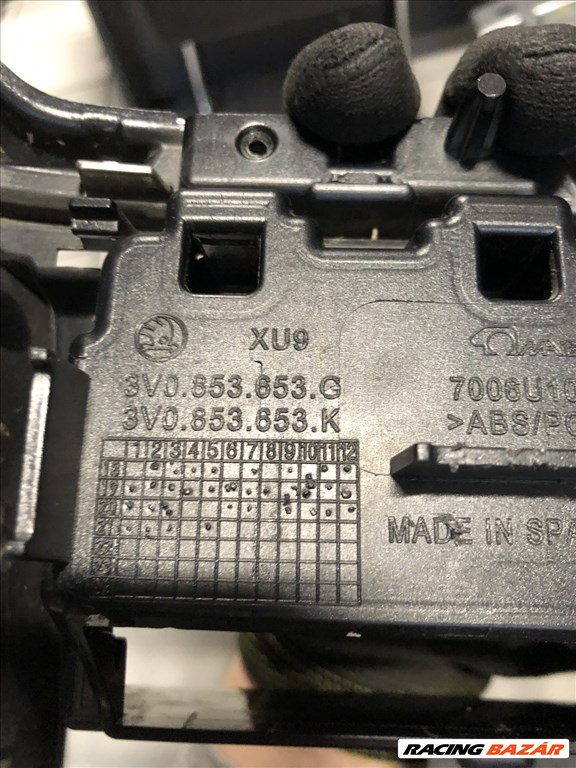 Skoda Superb III (3V) facelift hűtő díszrács  3v0853653g 2. kép