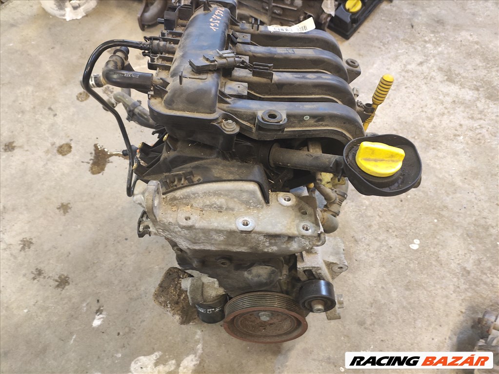 Renault Clio III 1.2 16V komplett motor törött D4F 135737 km 8200855111 8. kép