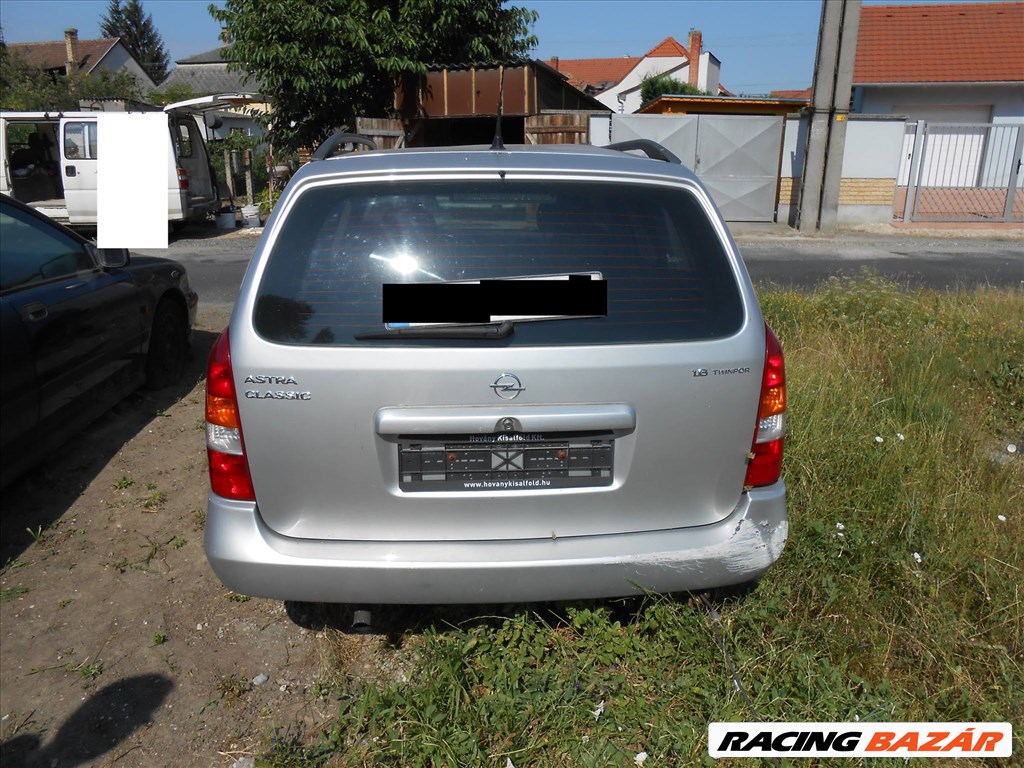 Opel ASTRA G Kombi (F35) 1.6 termosztátház 55577072 4. kép