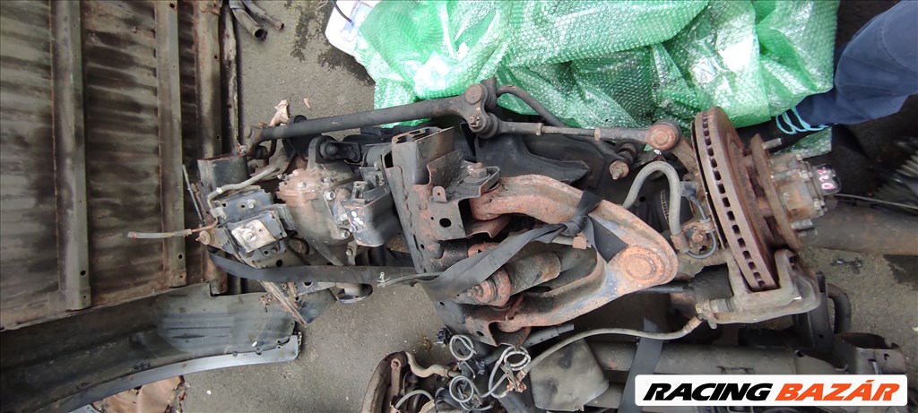 Nissan Pick-Up (D22) Bal első csonkállvány  1. kép