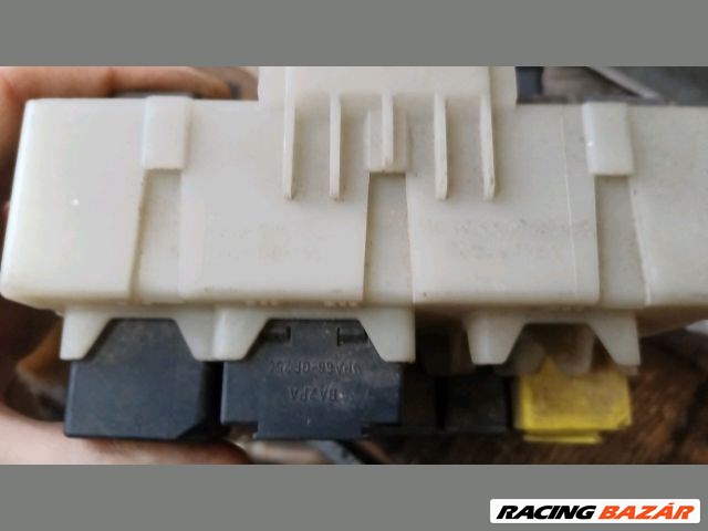 Ford Focus Mk1 utastér biztosítéktábla "127814" 518251905 3. kép