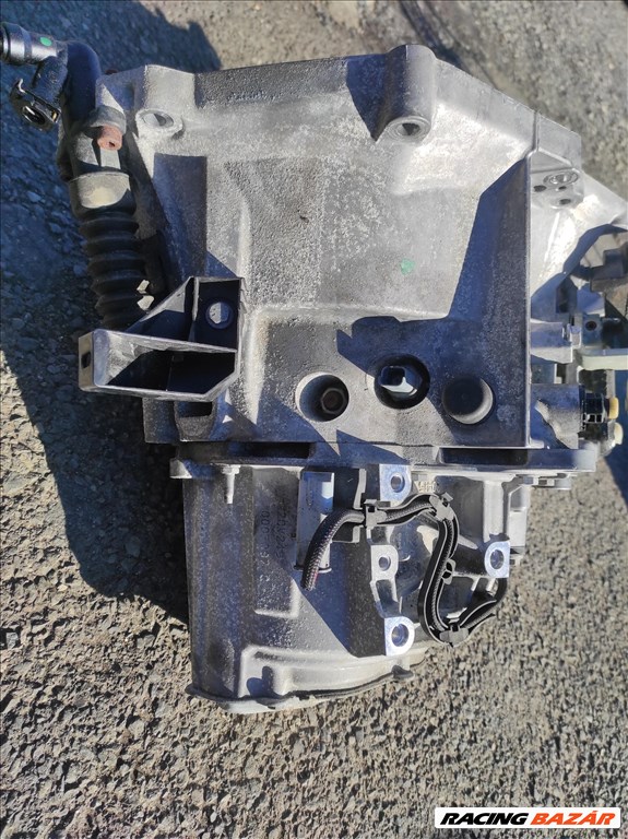 Peugeot 308 II PureTech 130 STOP&START sebességváltó 20V249 1. kép