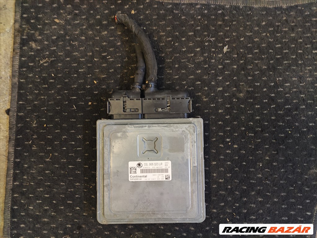 Skoda Octavia II 1.6 TDI-CR DPF motorvezérlő elektronika  03l906023lr 5wp42685aa 1. kép