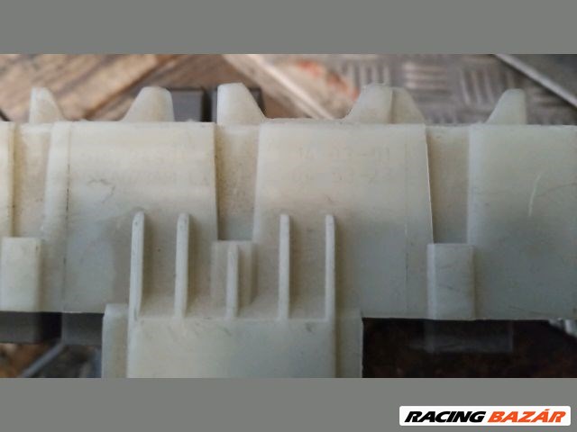 Ford Focus Mk1 utastér biztosítéktábla "127815" 98ag14a073ah 518234901 4. kép