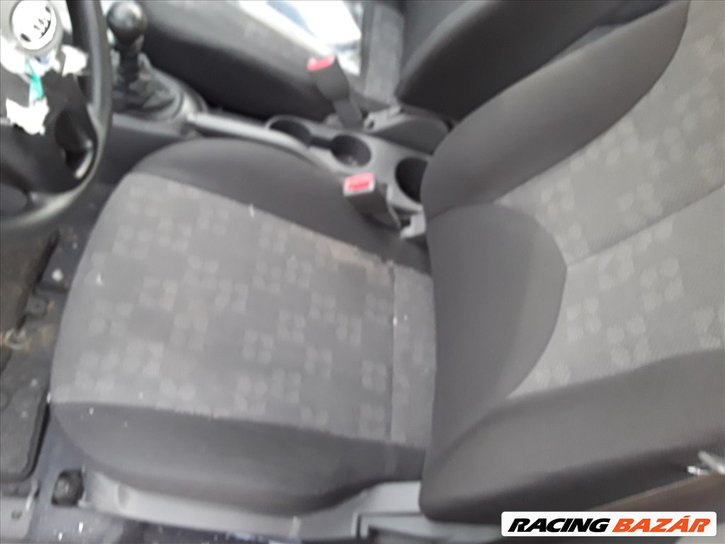 Kia Rio 1.4 16v G4EE  bontott alkatrészei 4. kép