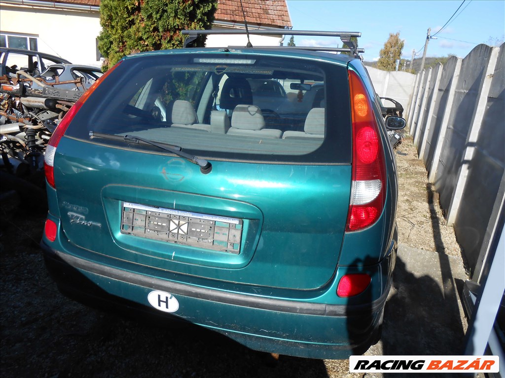 NISSAN ALMERA TINO (V10) 1.8 első lökhárító 4. kép