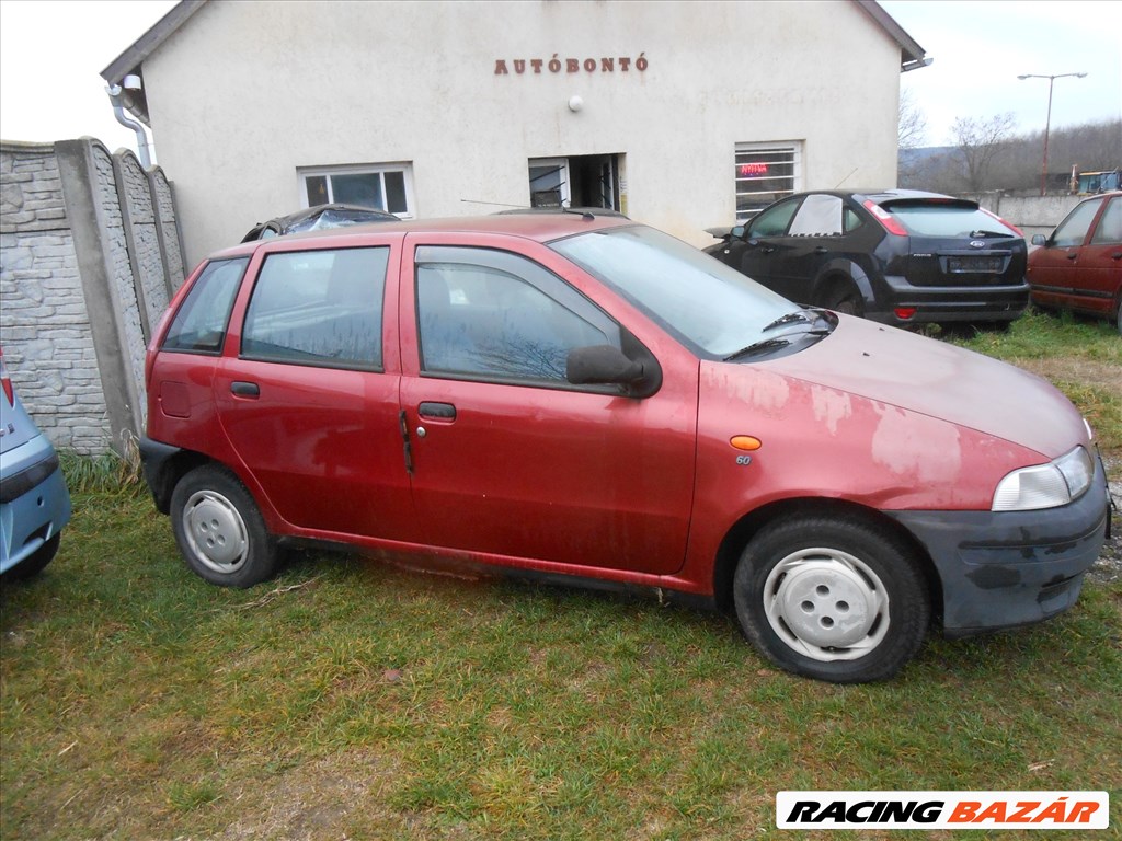 Fiat PUNTO (176) 60 1.2 hátsó lökhárító 3. kép