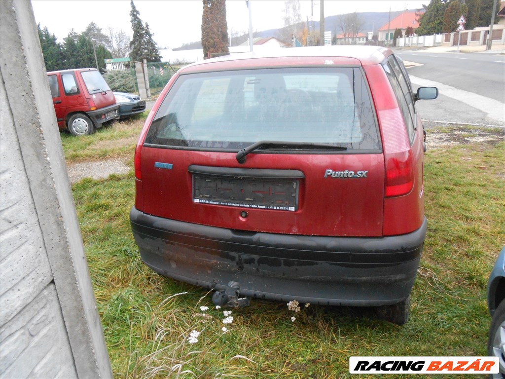 Fiat PUNTO (176) 60 1.2 hátsó lökhárító 4. kép