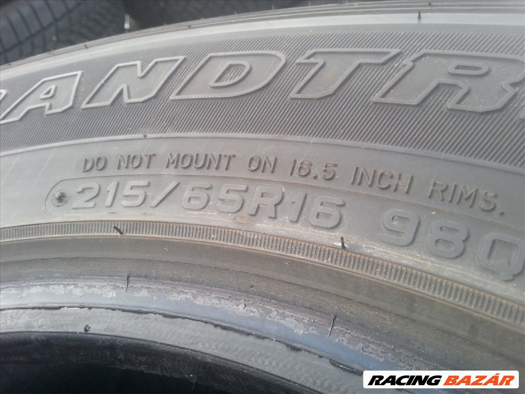  215/65R16 Dunlop Grandtrek SJ6 újszerű 9 mm-es téli gumik 5. kép