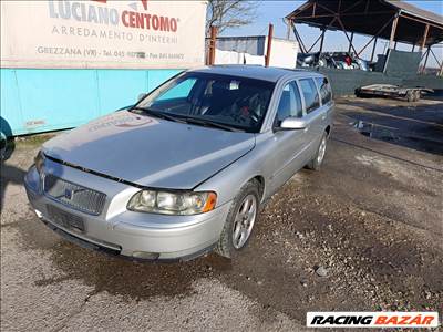 Volvo V70 2.4 D 5 sebességes kézi váltó, 278476km-el eladó v7024dvolvo d5244t