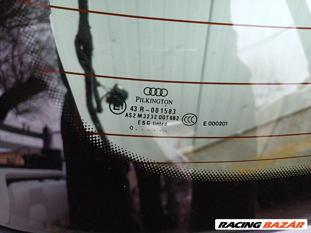 Audi A3 5 ajtós (8P) hátsó szélvédõ 2. kép