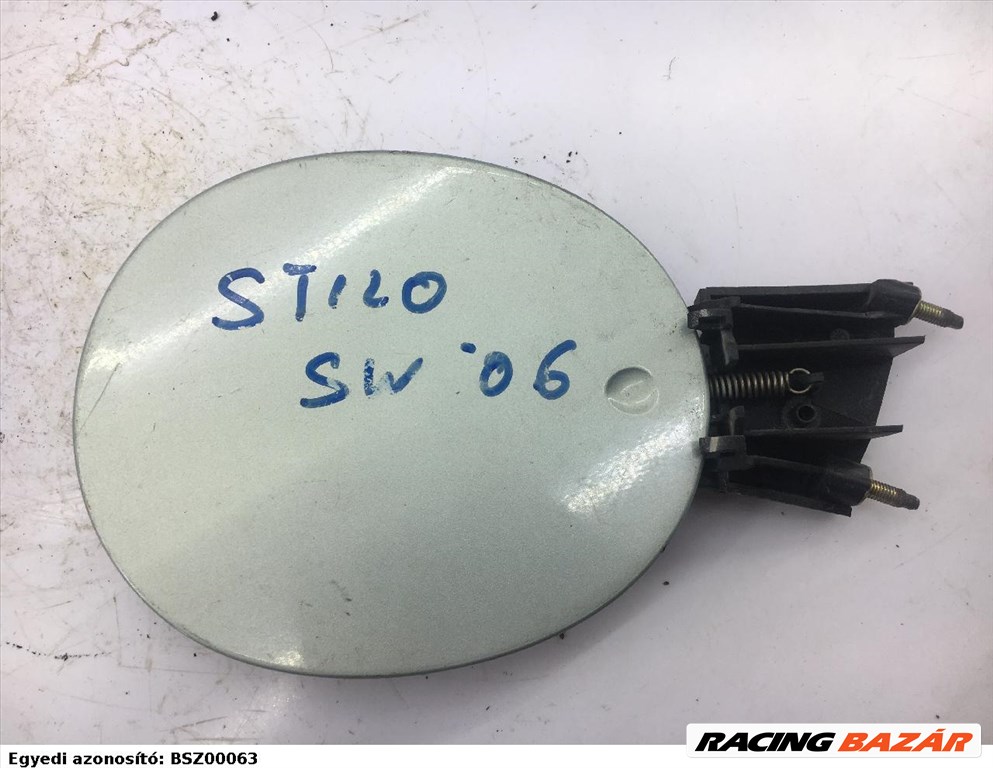 Fiat Stilo SW gyári, bontott tankajtó 735351608 1. kép