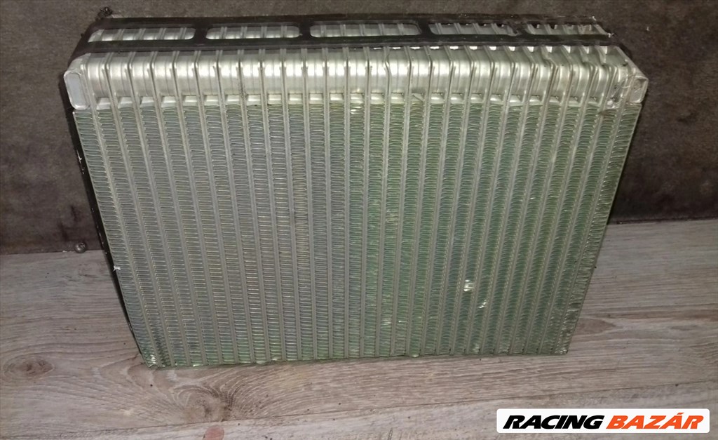 Volvo XC90, Volvo S60 klíma radiátor 81101177 1. kép