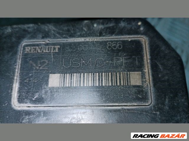 Renault Scénic II motortéri biztosítéktábla "112046" 8200481866 4. kép