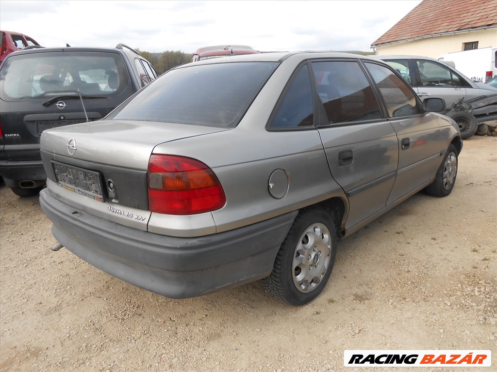 Opel ASTRA F (T92) 1.6 i 16V 4. befecskendező 4. kép