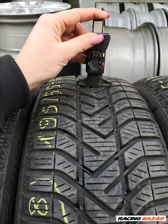  195/55 R17 Pirelli téli gumi 70000ft a 4db/228/ 2. kép