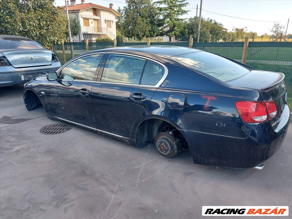 Lexus GS csomagtérajtó  2. kép