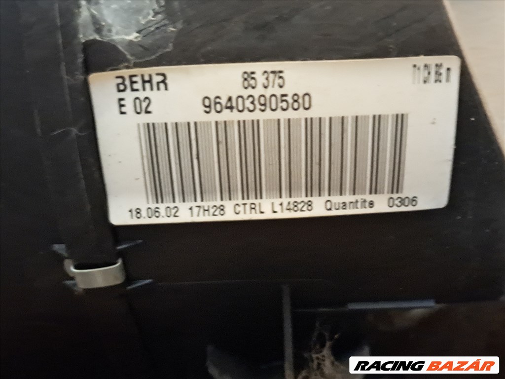 Eladó Peugeot 206 fűtésbox fűtőradiátor klíma nélküli Behr 9640390580 4. kép
