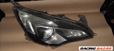 Opel Astra J GTC jobb fényszóró 