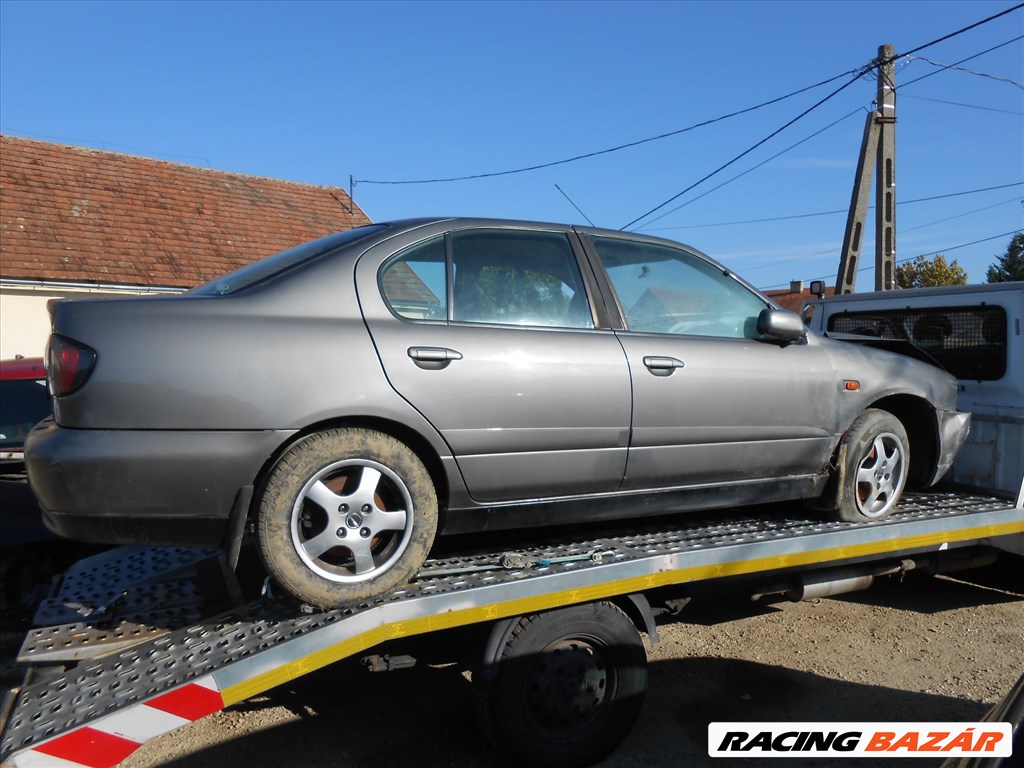 Nissan PRIMERA (P11) 1.6 16V bal hátsó ablakemelő kapcsoló 2. kép