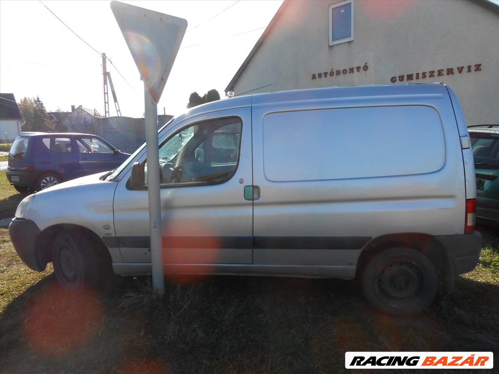 Peugeot PARTNER DOBOZOS (5) 1.6 HDI 75 2. befecskendező 0445110239 3. kép