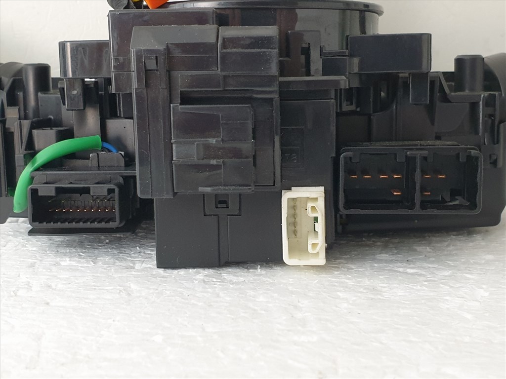 506407 Peugeot 108, 2017, H Köd, Kormánykapcsoló, Kormányszögjeladó, Légzsákszalag 4. kép