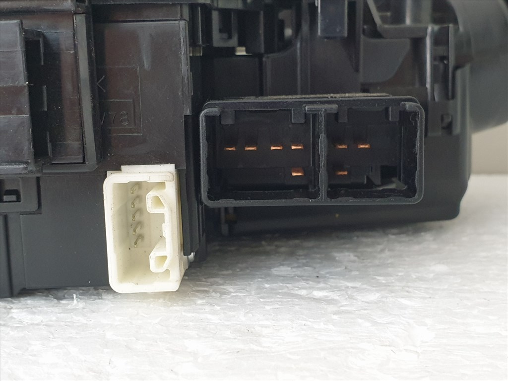 506407 Peugeot 108, 2017, H Köd, Kormánykapcsoló, Kormányszögjeladó, Légzsákszalag 12. kép