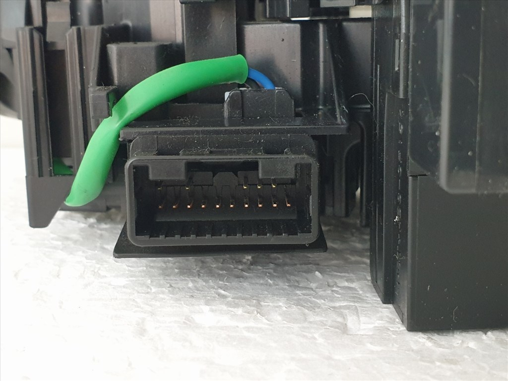 506407 Peugeot 108, 2017, H Köd, Kormánykapcsoló, Kormányszögjeladó, Légzsákszalag 13. kép