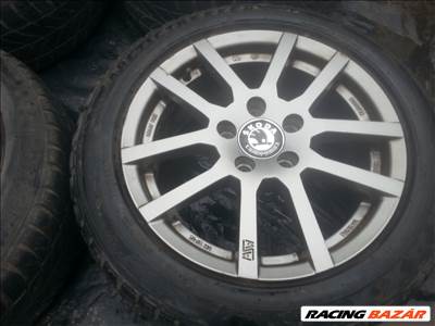  16" Skoda Octavia alufelni, rajta 205/55 használt Maxxis téli gumi 