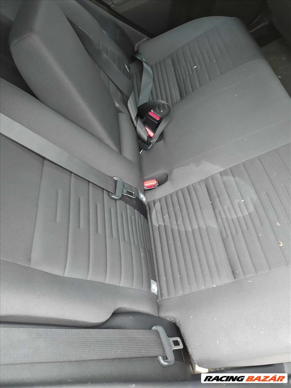2015 Toyota Auris 1.2 benzin, manuális - BONTÁS 12. kép