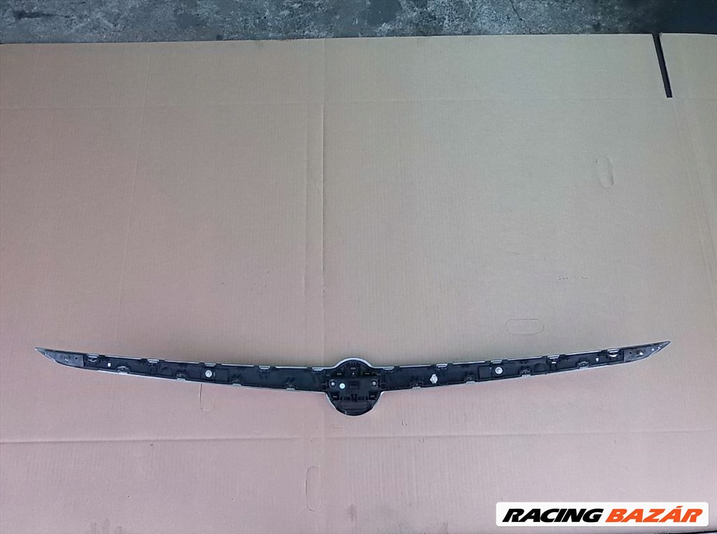 Opel Insignia A csomagtér ajtó díszléc  13244388 3. kép