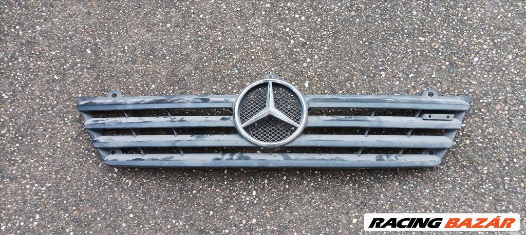 Mercedes Sprinter W901 díszrács, emblémával együtt a9018800085 1. kép