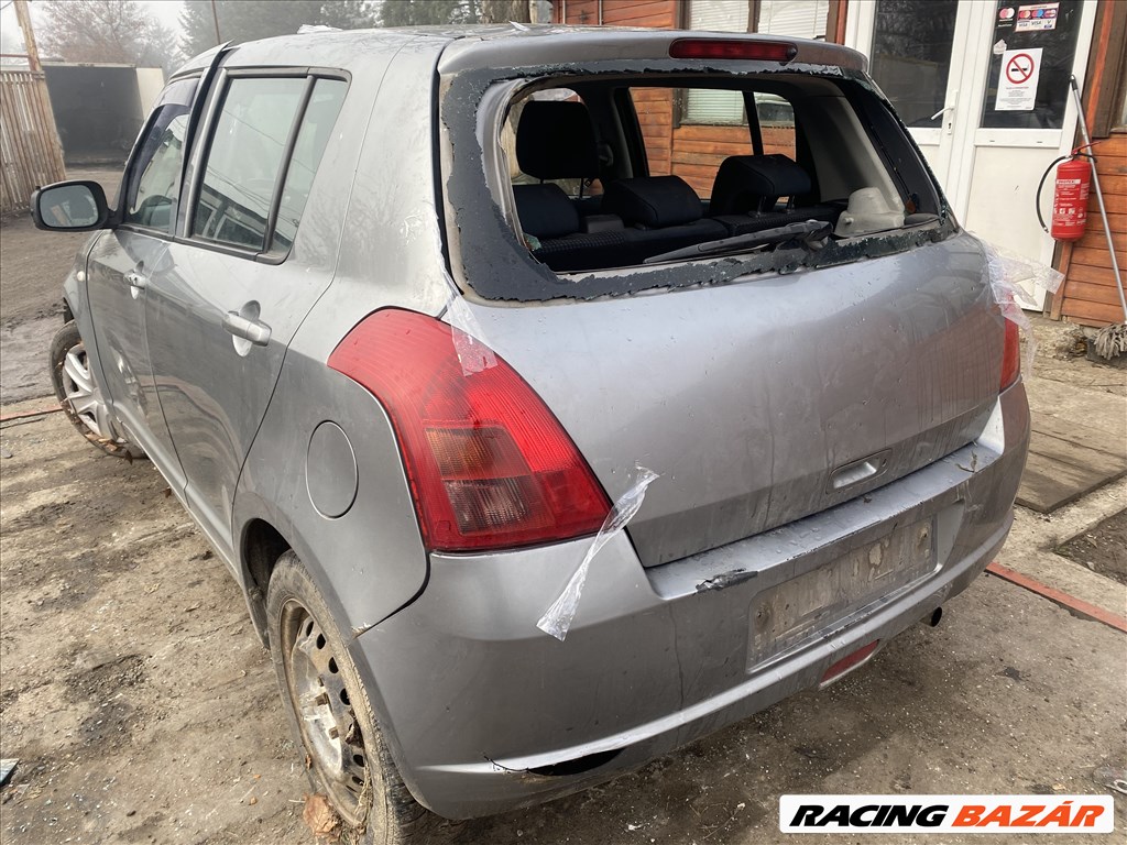 Suzuki Swift V 1.3i bontott alkatrészei 2. kép