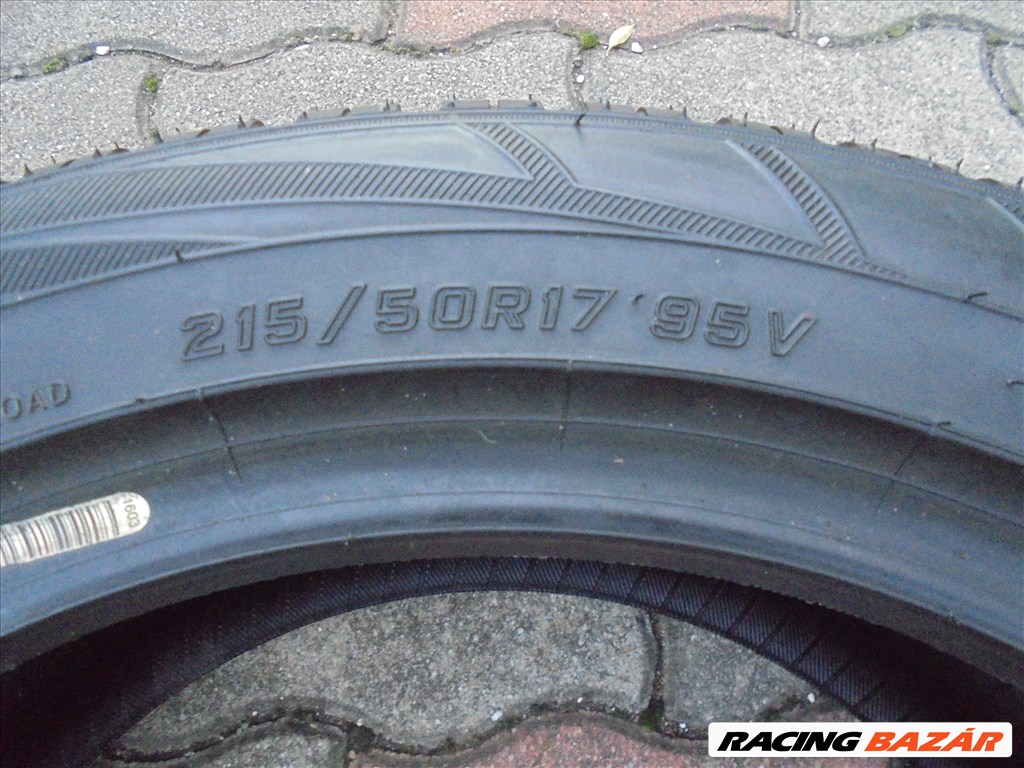 1DB 215/50 R17" újszerű Falken téli gumi eladó 3. kép